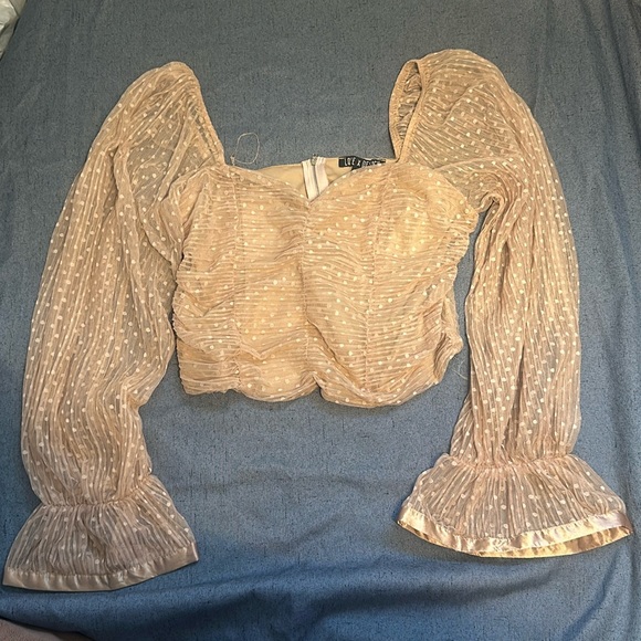 New blouse - Picture 1 of 1